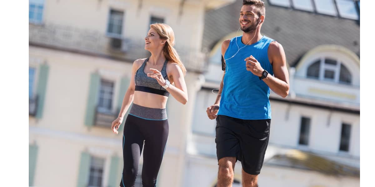 Scopri di più sull'articolo Running e calorie: quanto correre per smaltire il junk food