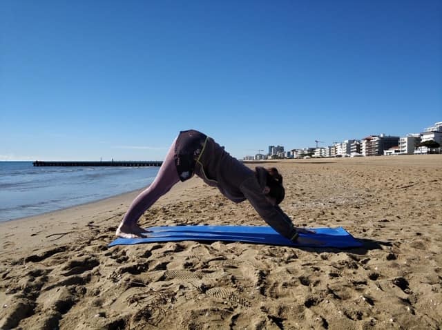 Scopri di più sull'articolo Tre asana veloci da fare dopo la corsa.
