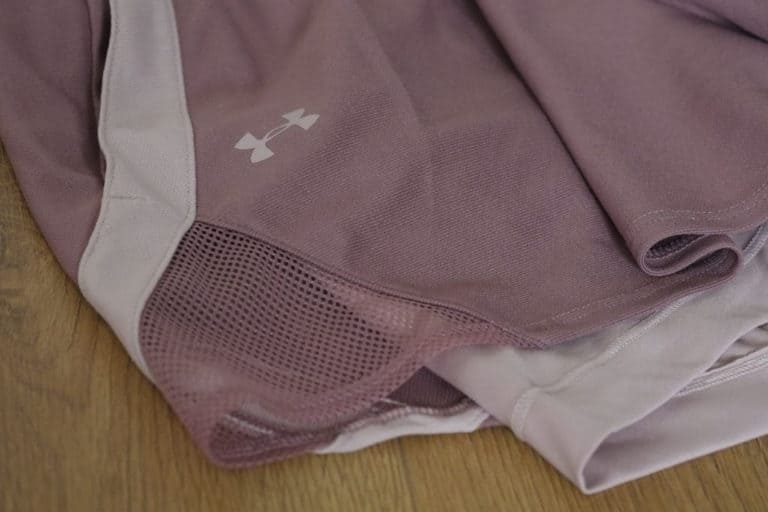 dettaglio shorts under armour